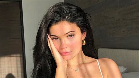 Kylie Jenner Goes Makeup Free On Instagram — Photos Allure
