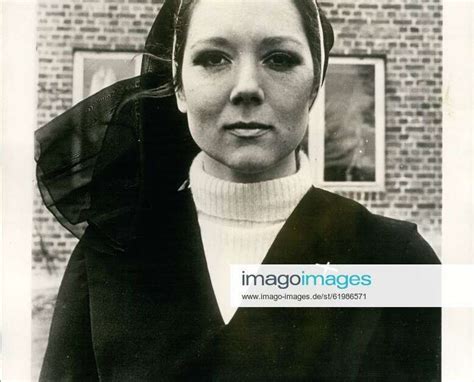 Apr 04 1970 Diana Rigg Appears Nude In New Play Actress Diana Rigg