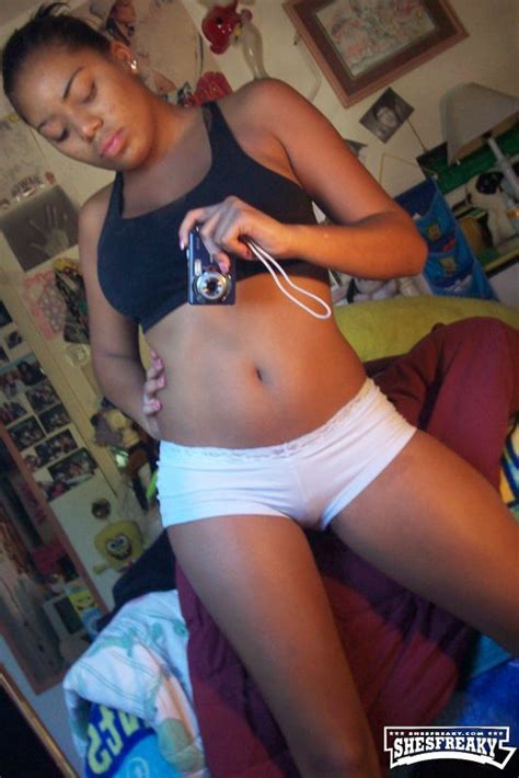 pyt redbone 19 yr old showing her goods shesfreaky