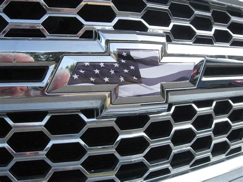Buy Emblemsplus Black And White American Flag Chevy Silverado 1500