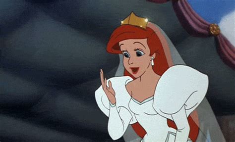 In 1989 Ariel Became Disney S First Princess In 30 Years Disney