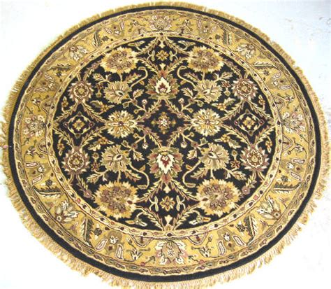 tufted rug  india style