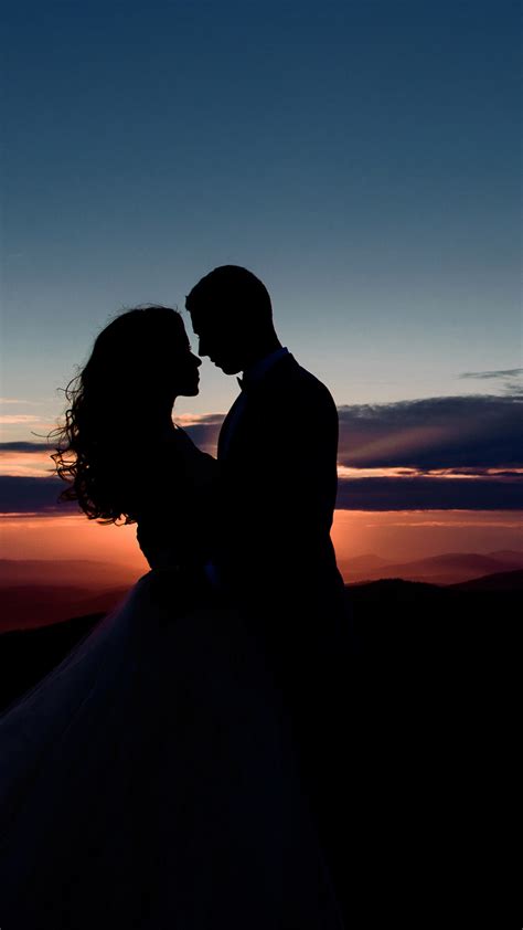 Couple Romantic Sunset Silhouette