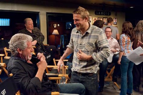 behind the scenes at the soa live premiere chat sons of anarchy pinterest scene and the o jays