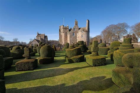 buy  clans historical home scottish castles  sale  tartan kilt