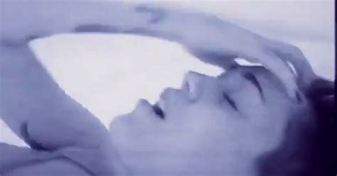 Miley Cyrus Adore You Video Between The Sheets And Simulates