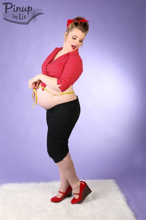 Pinup By Liz Session Spotlight Pin Up Maternity Photo Shoot
