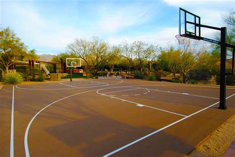 basketball court  photo  licensed   creative  flickr