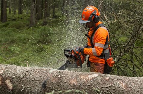 Next Professional High Power Chainsaw Generation From Husqvarna
