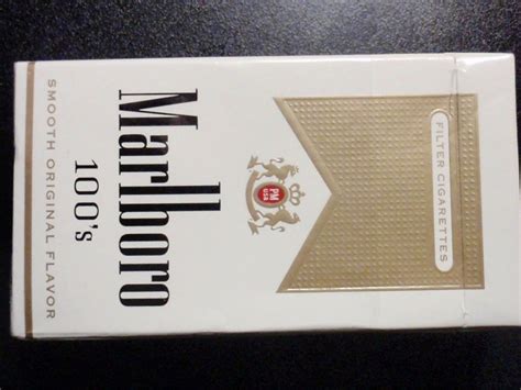 empty cigarette box collectible usa marlboro gold 100s virginia tax stamp