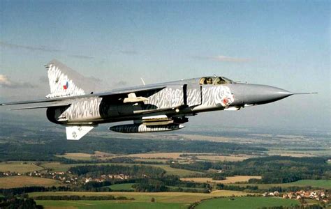 mig  flogger wallpaper  aircraft photo gallery airskybuster