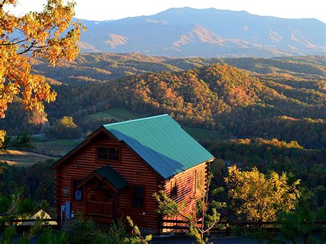 mountainscape log cabin log cabins pigeon forge united states  america glamping hub
