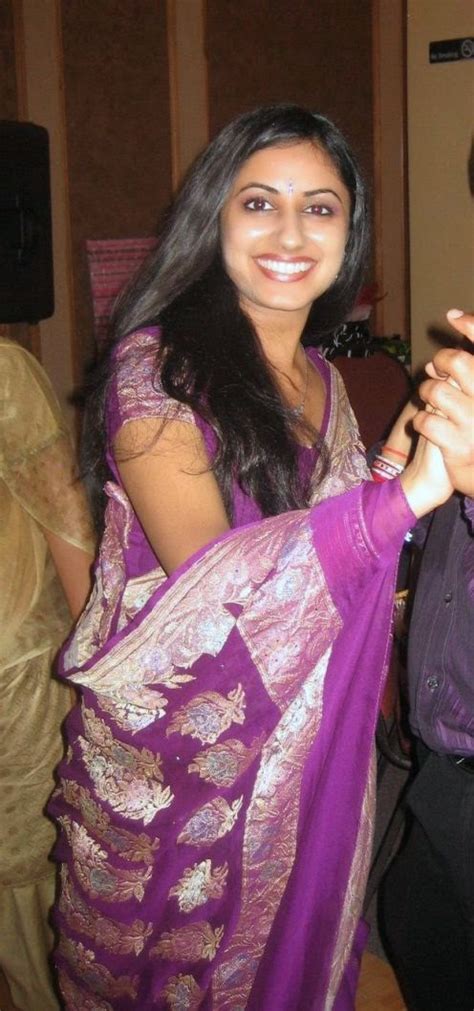 beautiful indian desi housewife and aunties new photos