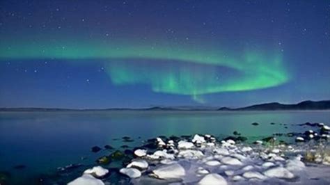 Northern Lights Chasing The Aurora Borealis Bbc News