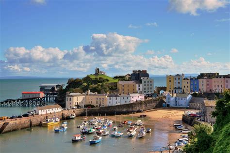 tenby travel guide visitor guide  tenby sykes cottages