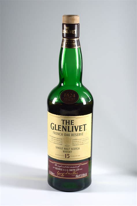 fileglenlivet single malt scotch whisky french oak reserve  years oldjpg wikimedia commons