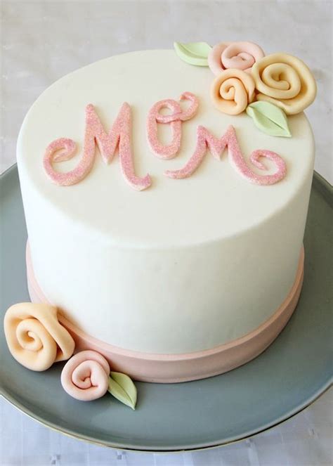 mom birthday cake for mom small birthday cakes fondant cake toppers