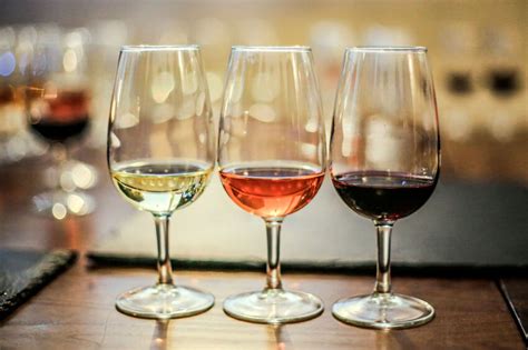 wat  nu het verschil tussen rode en witte wijn en hoe wordt rose gemaakt