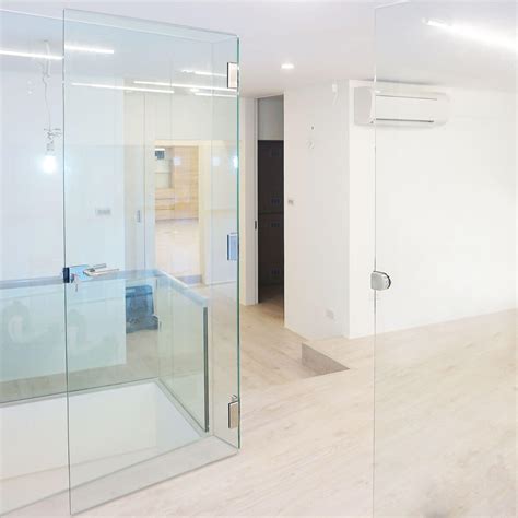 door closing solution  glass  glass frameless doors