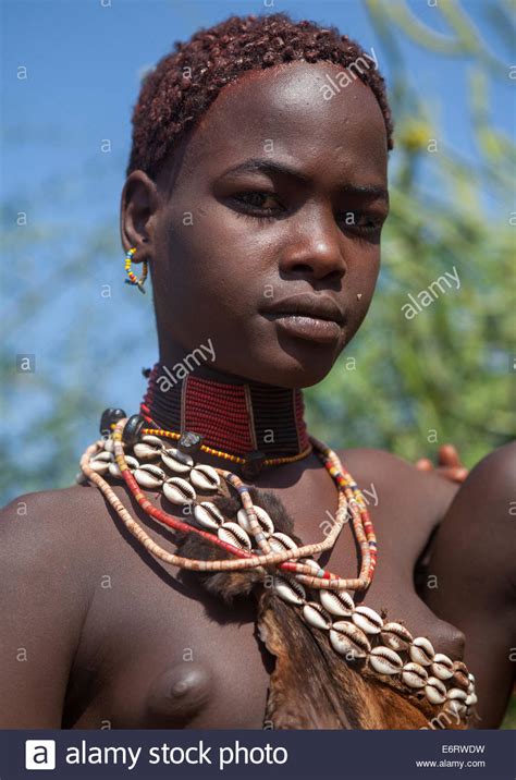 hamer tribe woman in traditional outfit turmi omo valley ethiopia
