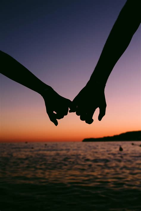 Hands Together Wallpaper 4k Couple Silhouette Sunset 478