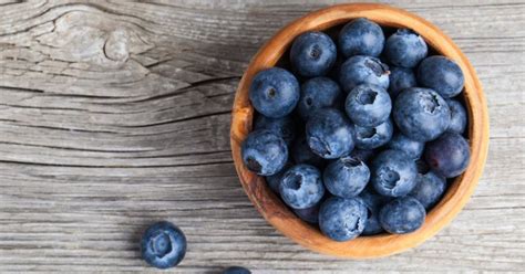 10 Reasons You Should Eat Blueberries Every Day Mindbodygreen