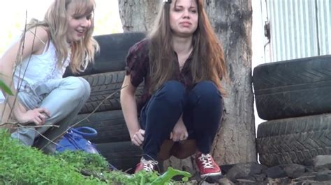 girls desperate peeing outdoor pee spy