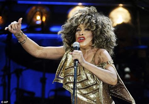 Tina Turner Renounces American Citizenship To Become Swiss Daily Mail