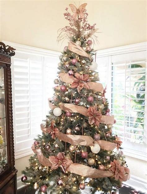pin van felicia op christmas decorations ideas  inspiration roze kerst versierde