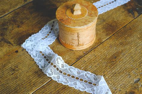 english cluny lace 8d white historicalfabrics