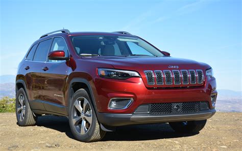 jeep cherokee    engine  exceptional adventure  car guide