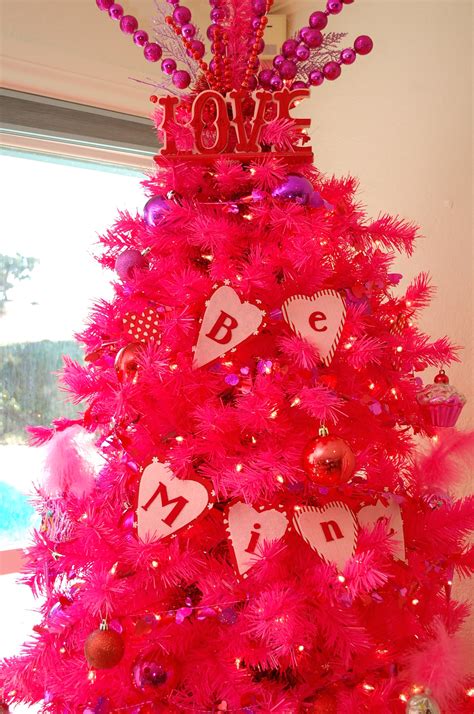 extend  life   pink christmas tree  valentines