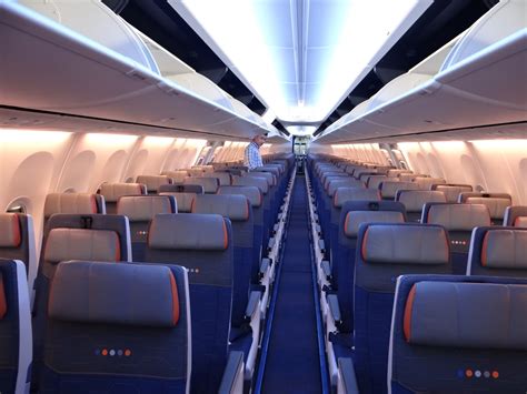 flight review flydubai boeing  max economy class  allplane