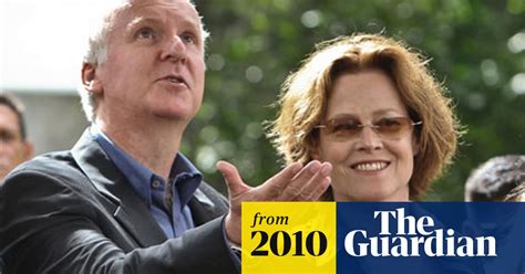 sigourney weaver james cameron lost out on oscar because he didn t
