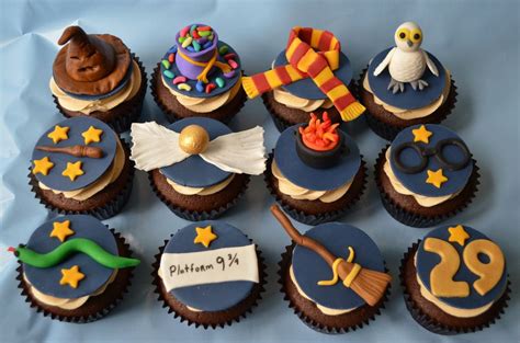 harry potter themed cupcakes in 2020 harry potter