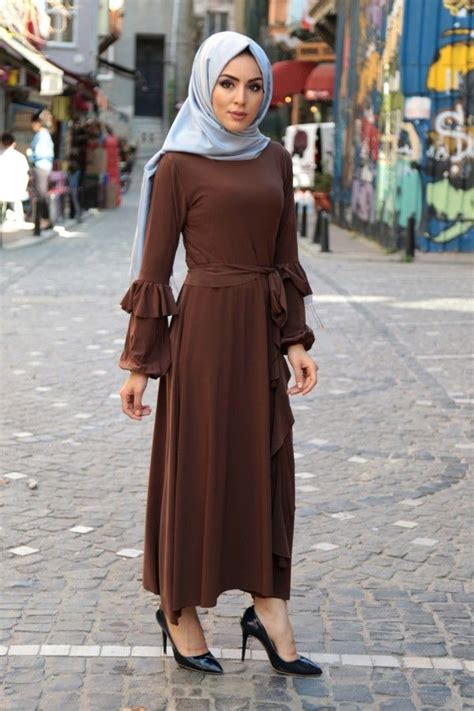 fırfır detaylı Şık tesettür elbise 531222 06 pretty faces and hijabs of