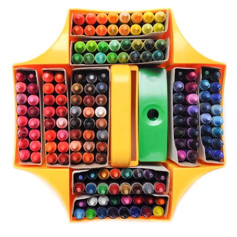 crayola  count ultimate crayon collection whats   box
