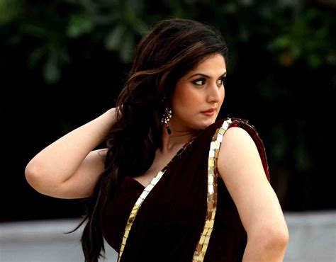 new 70 best zarine khan hd images and wallpapers