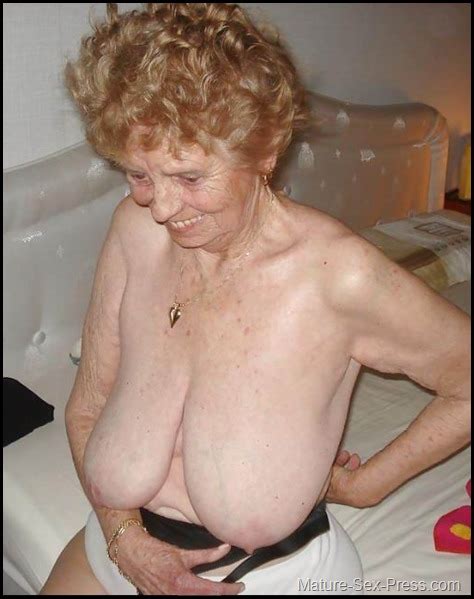 Huge Breast Wrinkled Face Grandma Stripping On Bed