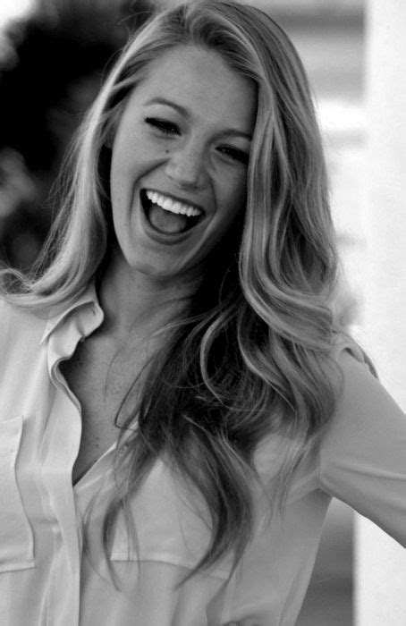 Blake Lively Looking Playful Yet Sophisticated Blake Lively Gossip