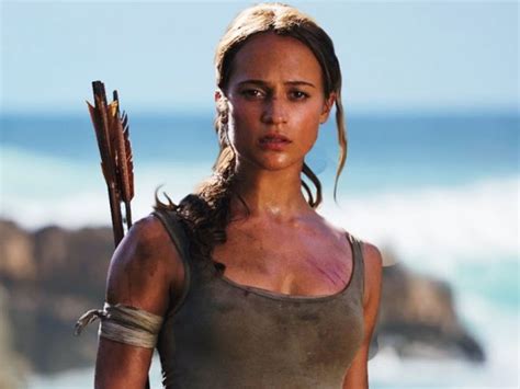 Alicia Vikander Less Pointy Boobs More Fit Tomb Raider