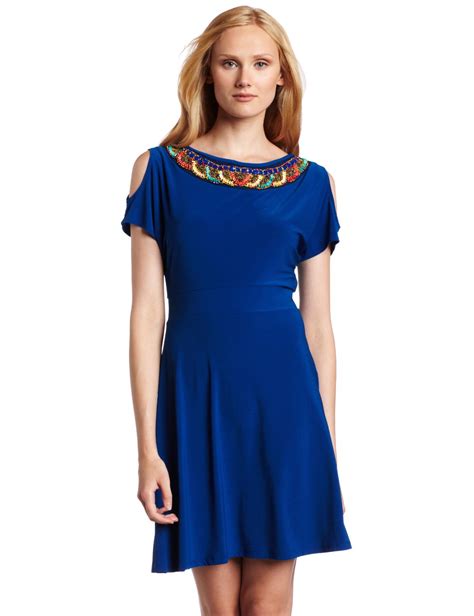 models  blue dress