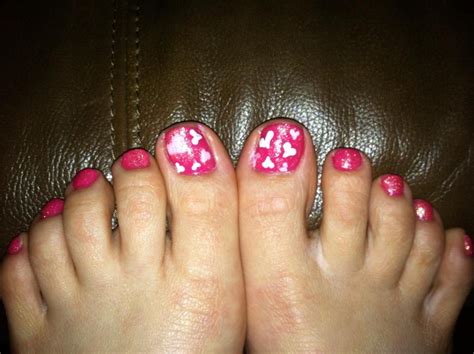 valentines day toes hot pink   white hearts  randoms size completed  pink