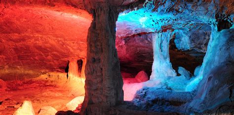 turismo mexiquense naturaleza formas  destellos de luz en las grutas de la estrella