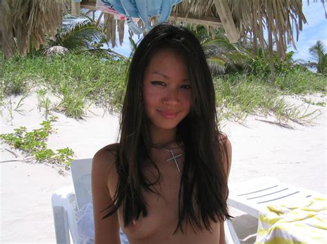 trulyasians filipina topless at beach resort 039 beautiful asian girls ethnic girls pictures