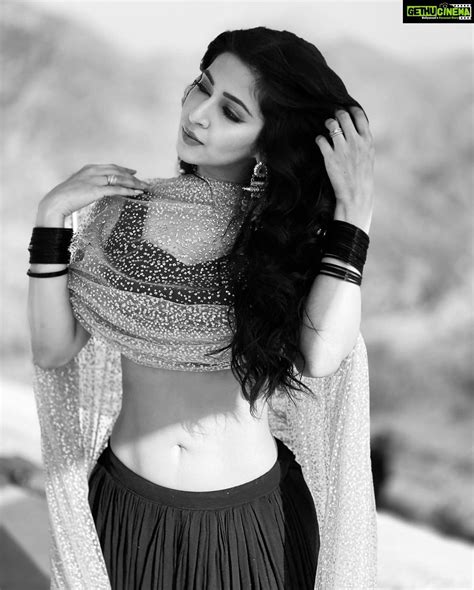 Actress Sonarika Bhadoria Instagram Photos And Posts December 2021