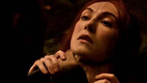 image stannis and melisandre choke 2x10 png game of thrones wiki fandom powered by wikia