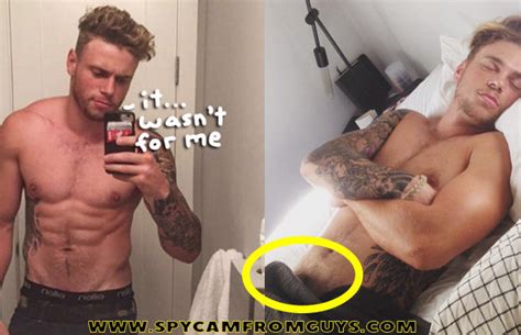 male celebs caught naked archives page 2 of 3 spycamfromguys hidden cams spying on men