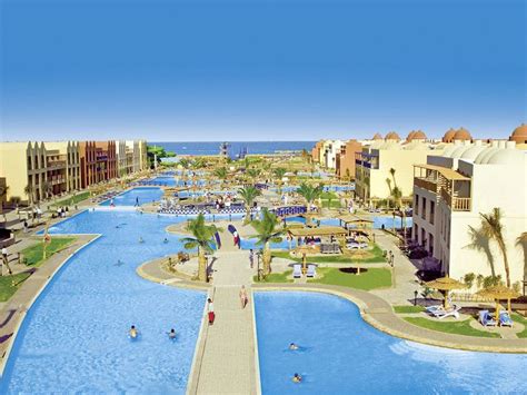 titanic beach spa en aquapark hotel  hurghada egypte mimosa reizen