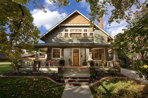 craftsman home  character style  lots  history